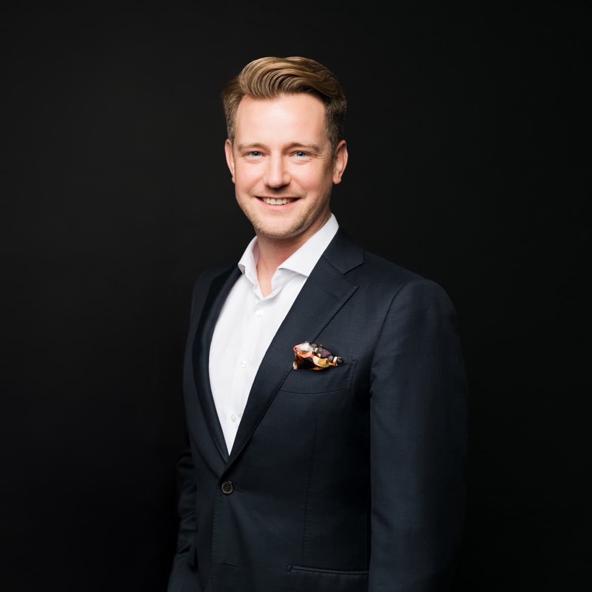 Porträt Prof. Dr. Tobias D. von Cölln